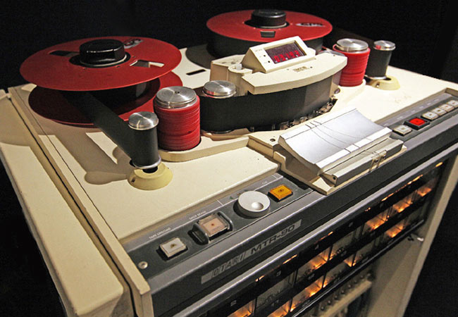 Otari MTR-90